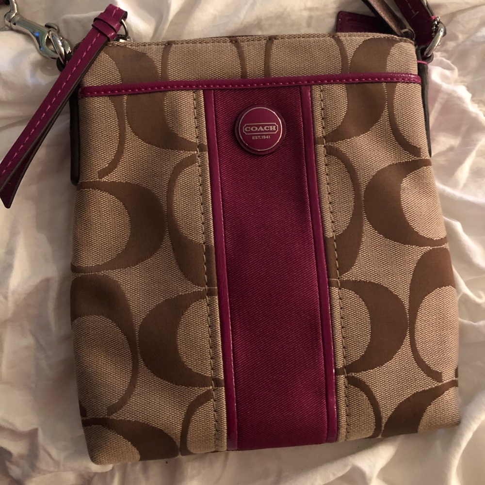 Coach Crossbody (NEVER USED)